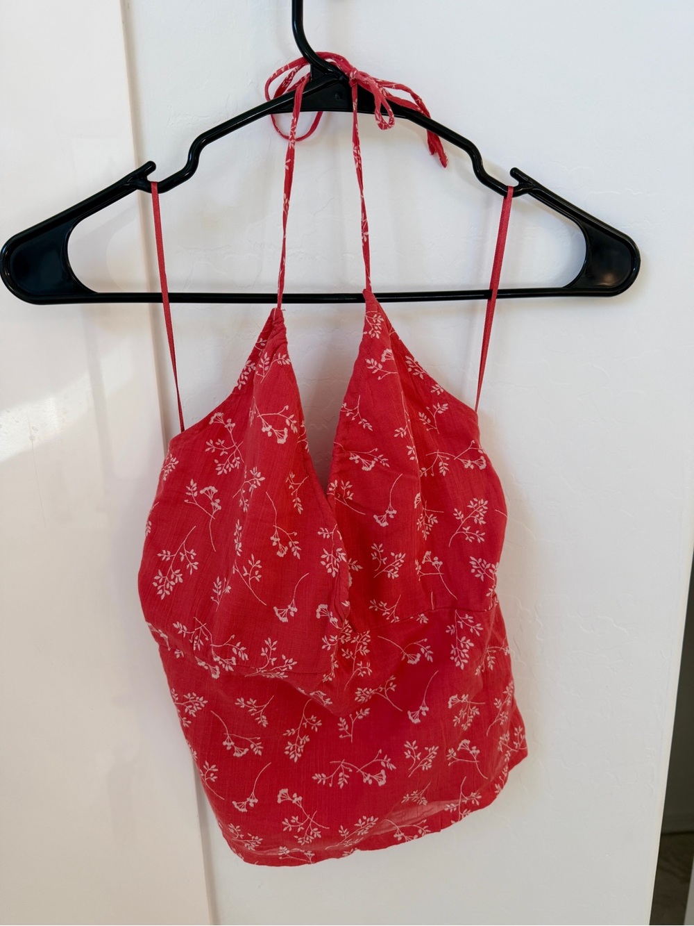 Abercrombie & Fitch Red Floral Halter Cami